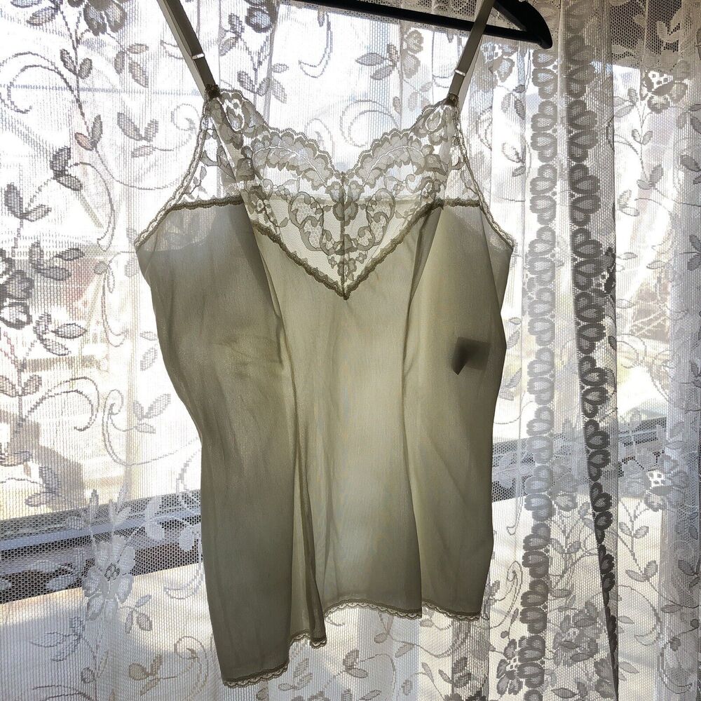 Retro 90s White Camisole Size SmalI Ivory Nylon Lace Lingerie Top Vassarette